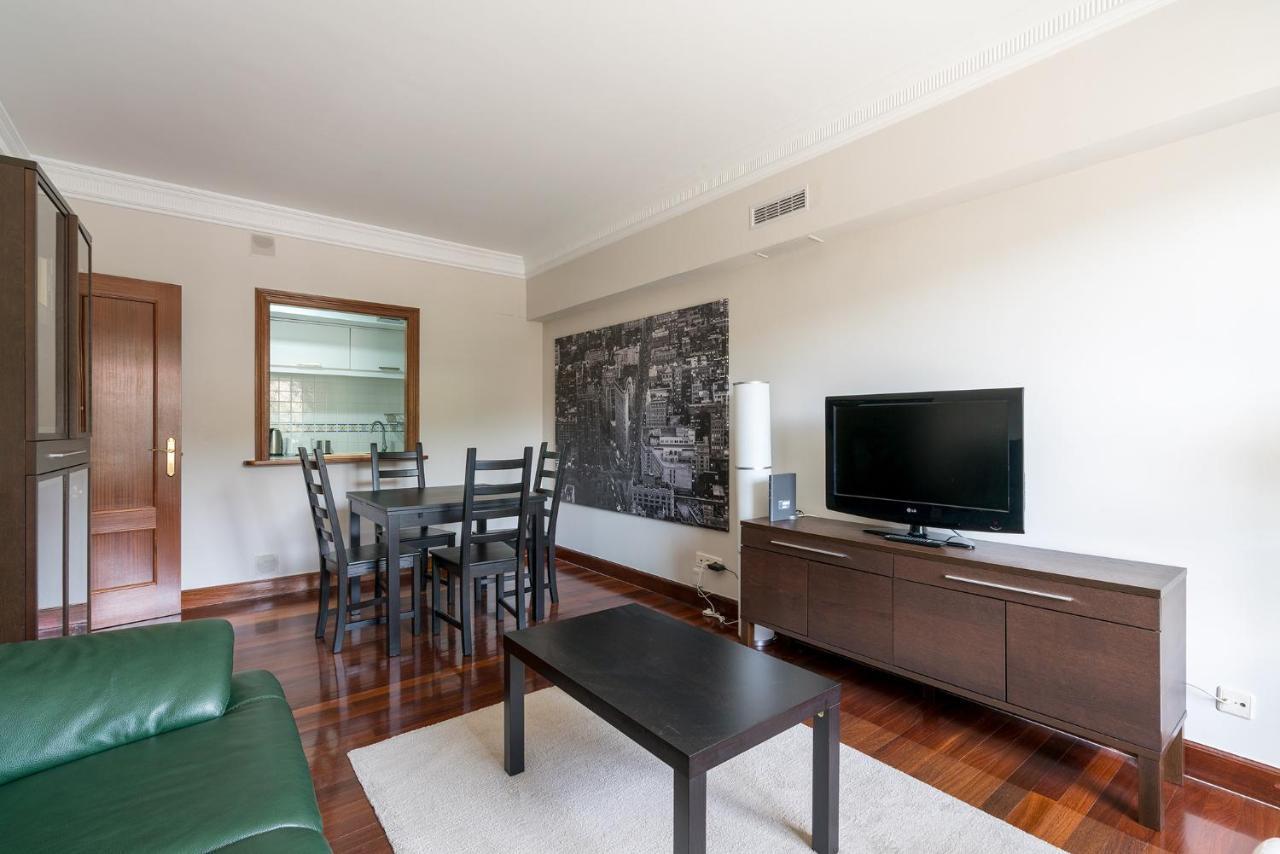 Zubia Apartment By People Rentals บิลเบา ภายนอก รูปภาพ